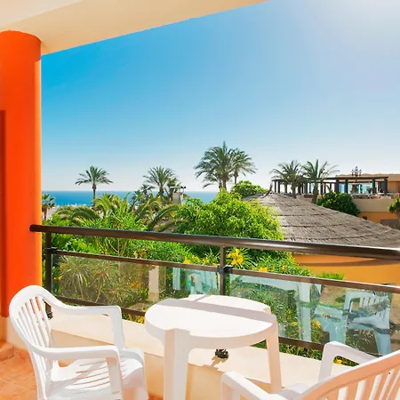 Iberostar Waves Playa Gaviotas Hotel 4*