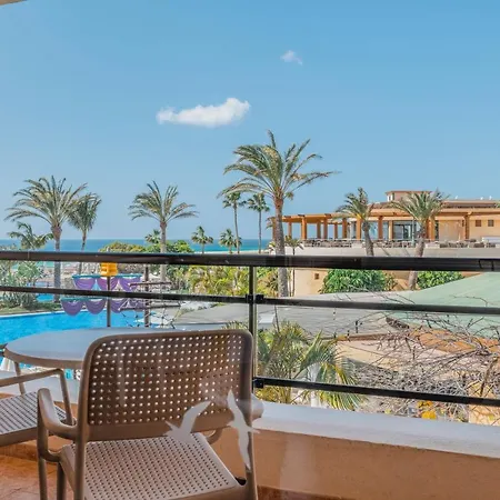 Iberostar Waves Playa Gaviotas Hotel