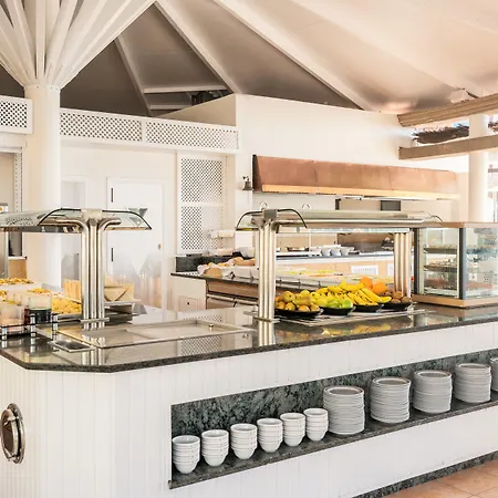 Iberostar Waves Playa Gaviotas 4*