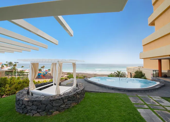 Iberostar Waves Playa Gaviotas Hotel