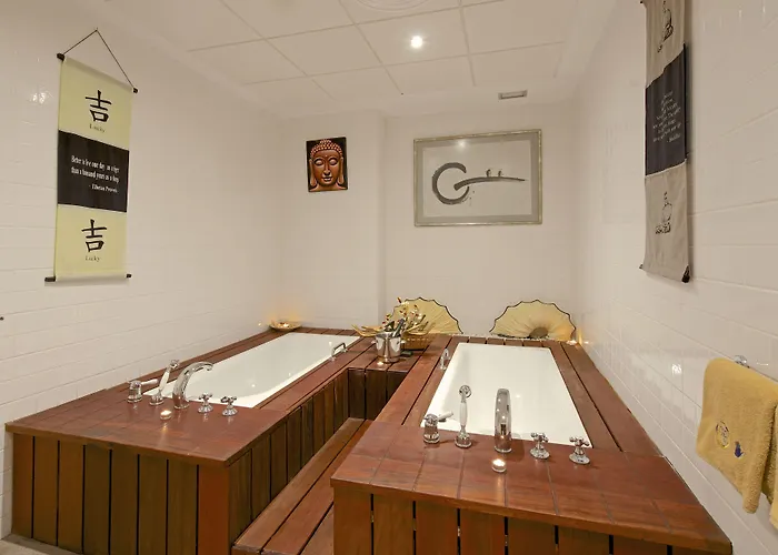 Iberostar Waves Playa Gaviotas מלון