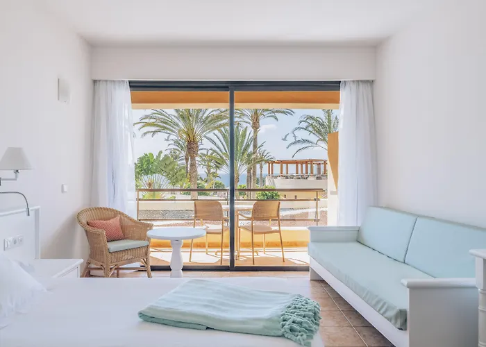 Iberostar Waves Playa Gaviotas 4* מורו דל חאבלה