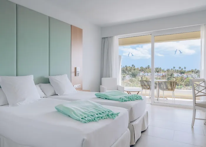 Iberostar Waves Playa Gaviotas מלון מורו דל חאבלה