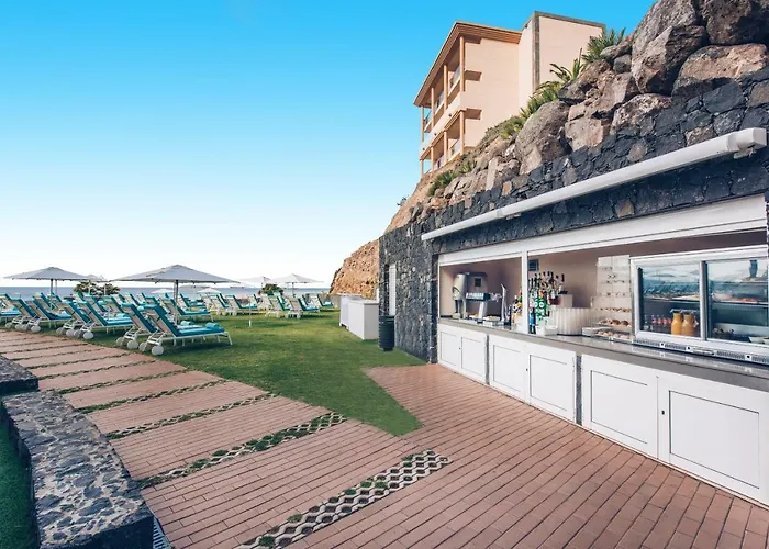 Iberostar Waves Playa Gaviotas מלון